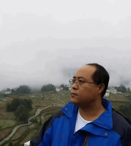 金蛇迎春&middot;2025中国书画名家新春大拜年:画家袁腾